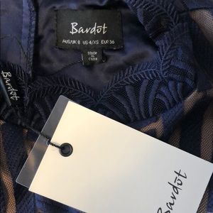 Bardot Dresses - Bardot cocktail dress size US4/XS Bardot Dresses - Bardot cocktail dress size US4/XS